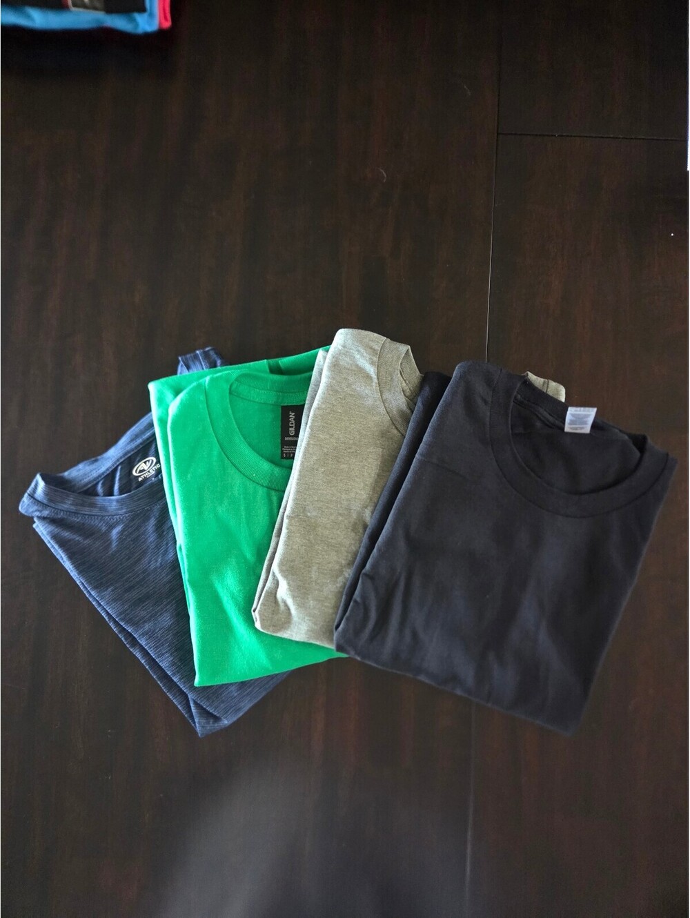 Set of 4 Gildan Athletic T-Shirts in Various Colors and Fabrics, Size Small